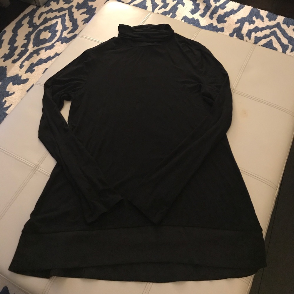 NIC + ZOE black mixed media high low turtleneck - Picture 3 of 8