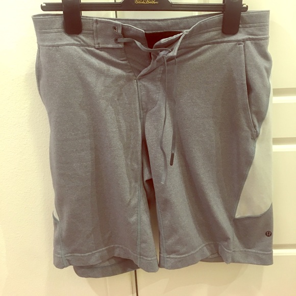 lululemon athletica Other - Lulu lemon shorts with liner