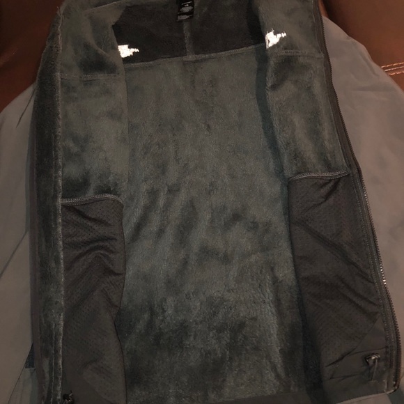 The North Face Jacket - Picture 3 of 6