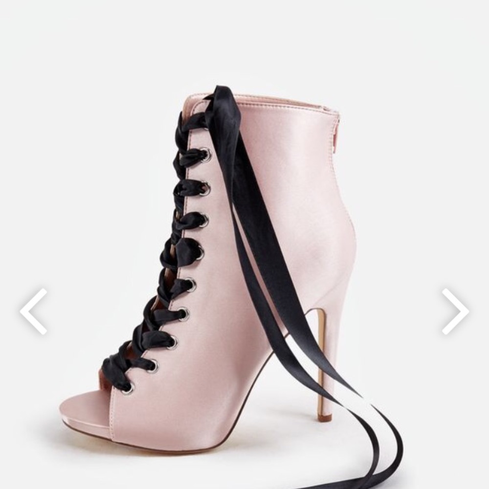 Just Fab Blush Pink Lysa bootie heels size 7 - Picture 6 of 6