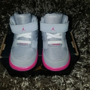 Infant/toddler sneakers
