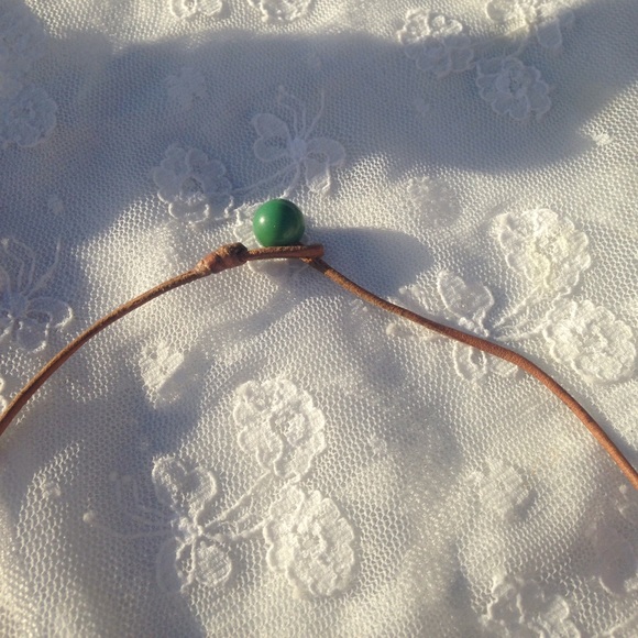 🌹No Brand Open Circle Necklace - Picture 7 of 8