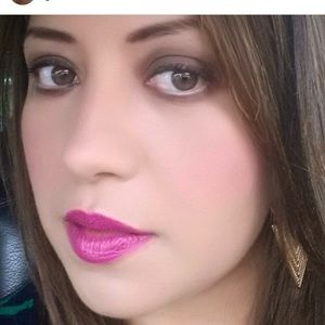 Meet your Posher, Yasmin