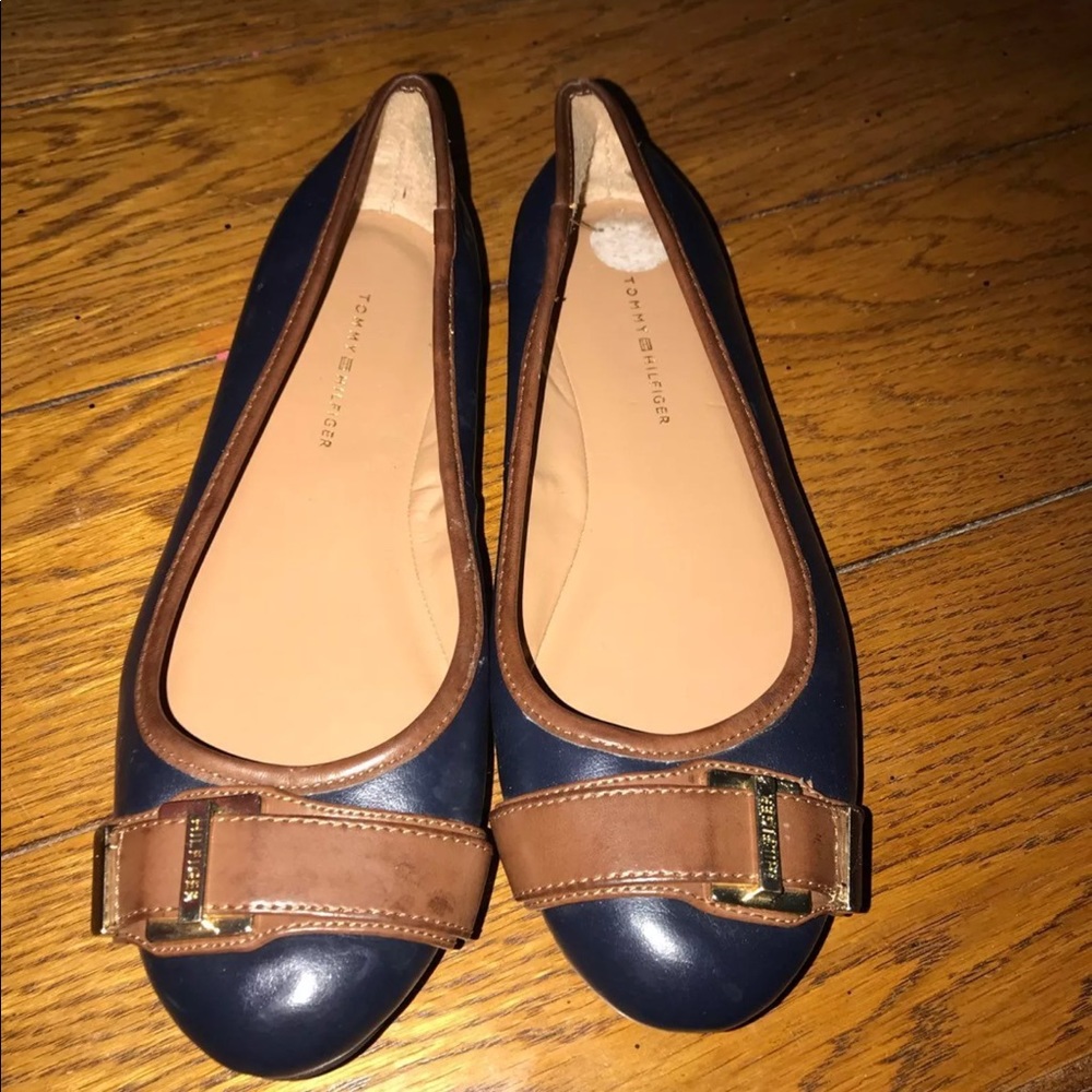 Tommy Hilfiger Navy Flats