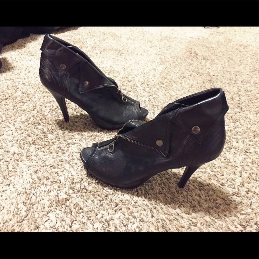 Black Faux Leather / Zipper Front High Heels