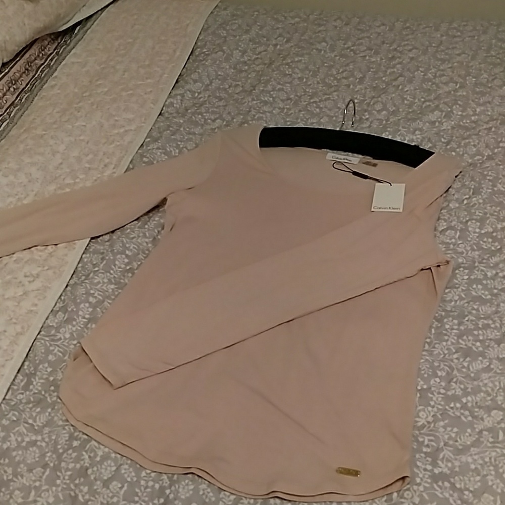 Shirt - Picture 2 of 4