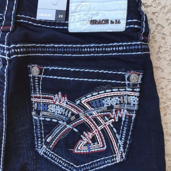 NWT GRACE IN LA JEANS Mid Rise Easy Bootcut Jean - Picture 3 of 7