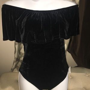 Black velvet off-shoulder bodysuit