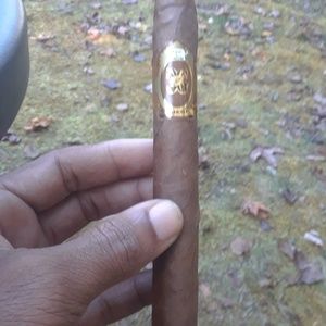 Meet your Posher, William l