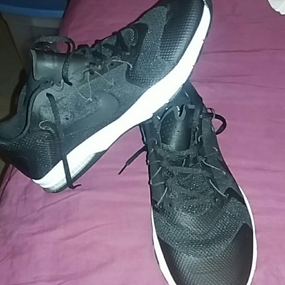 Never worn Nike Zoom Training, size 13