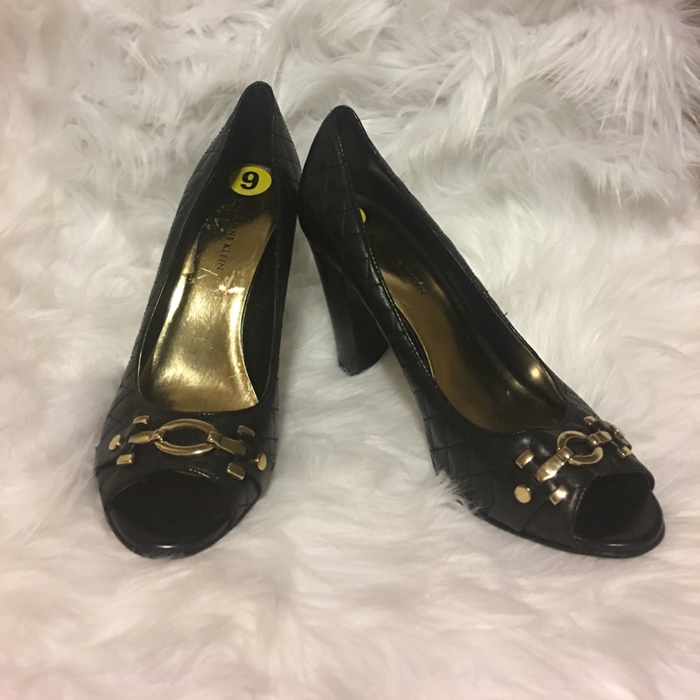Anne Klein peep toe Pumps
