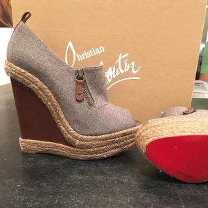 Christian Louboutin- 37(7US)Flannel/Leather Wedge