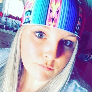 Meet your Posher, Cheyanne