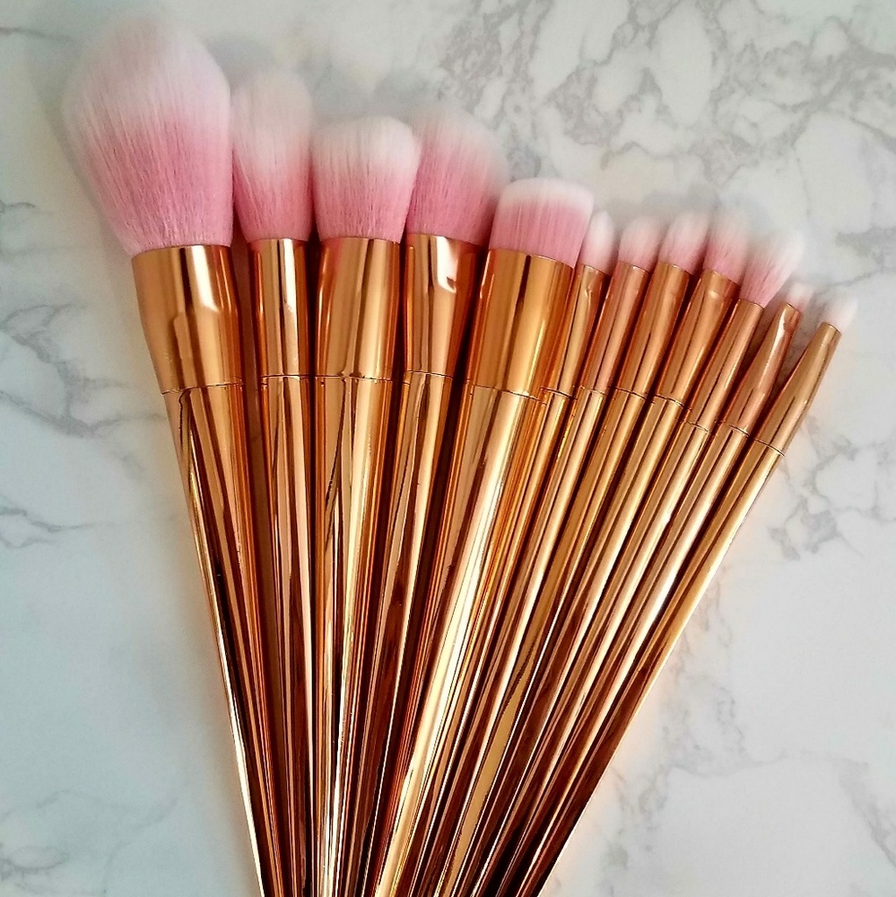 NEW 12 Pink & Rose Gold Makeup Brush Set
