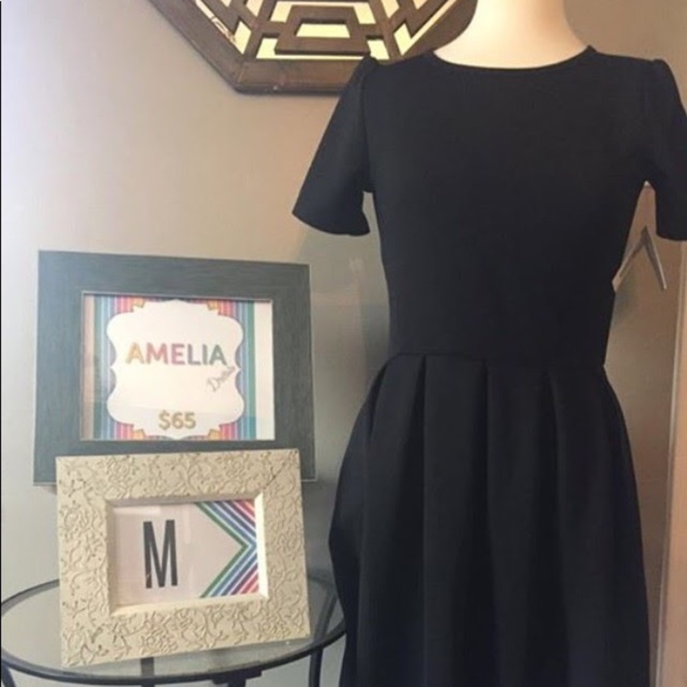 Black Lularoe Amelia (Rare)