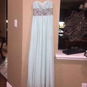 Embellished strapless gown