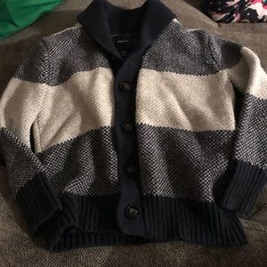 Boys Gap chunky sweater.  Button up. Size 4/5