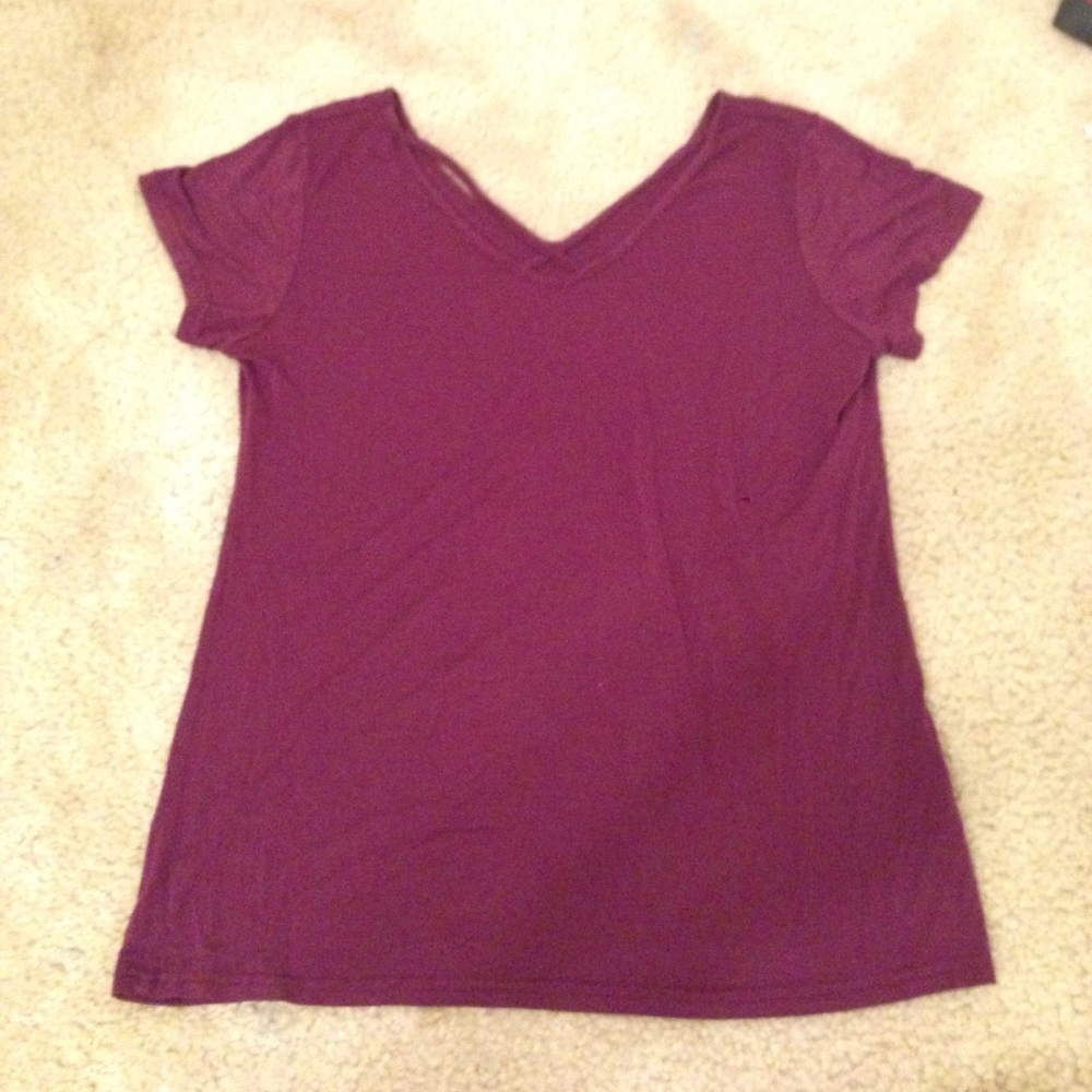 Maroon cross over t-shirt