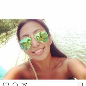 Ray Ban mirrored aviators