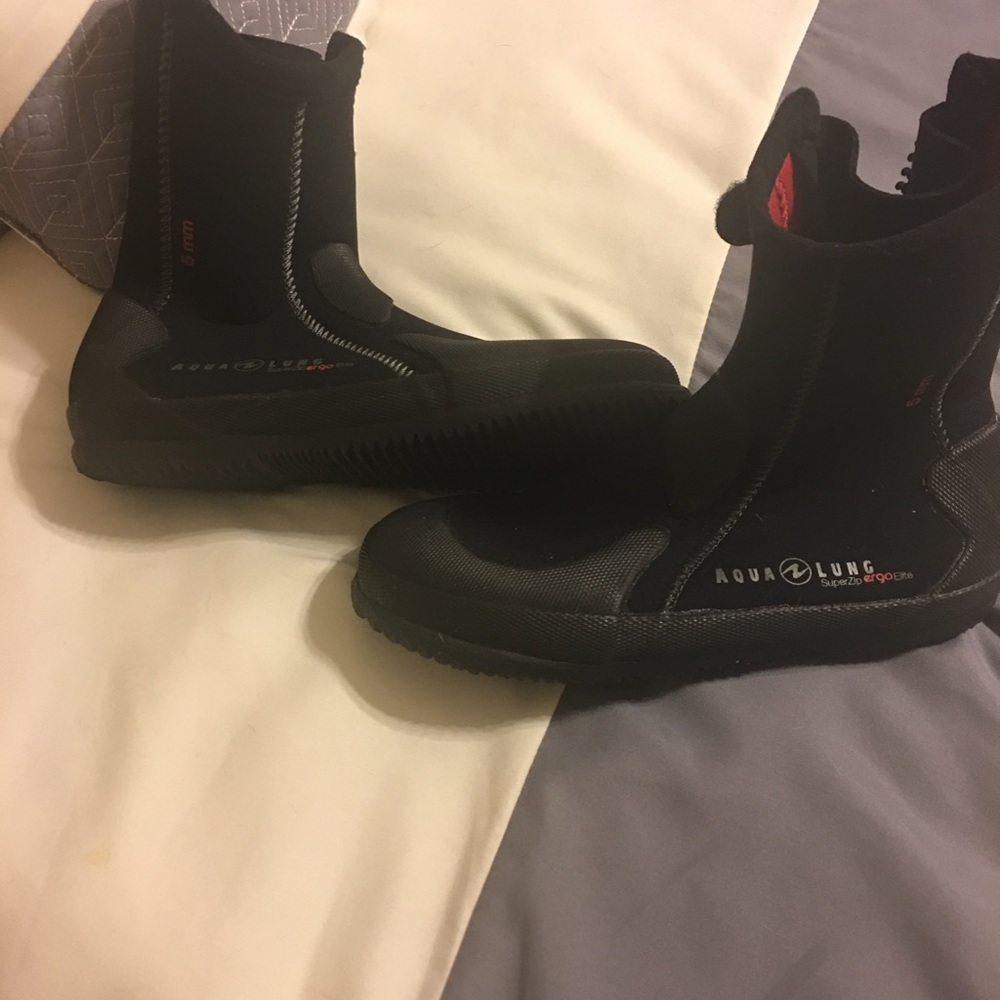 AquaLung Women’s Scuba Diving Booties