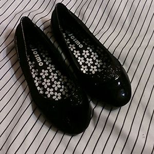 Josmo black patent leather flats