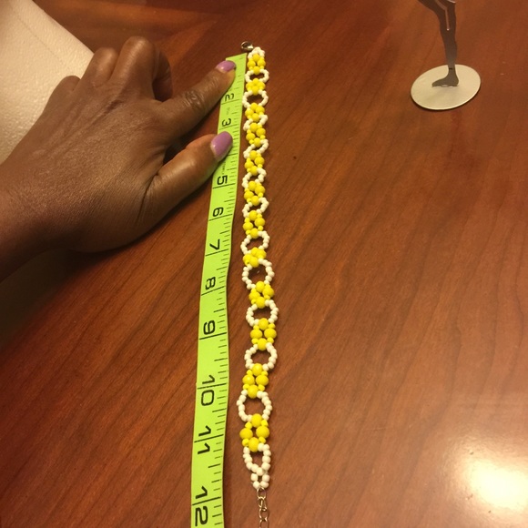 “Simple but Adorable Handmade Beaded choker Set - Picture 8 of 8