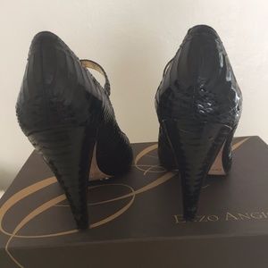 Enzo Angiolini Eakiera Black Snake Pumps