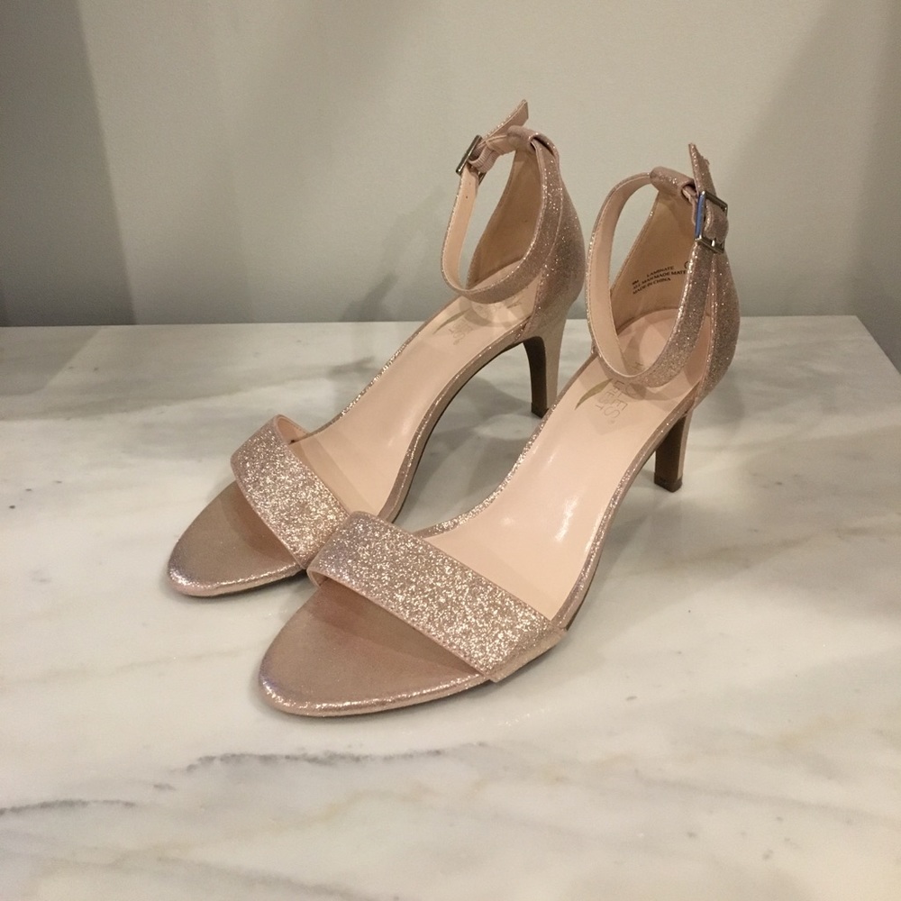 Aerosoles Laminate in Pink Metallic