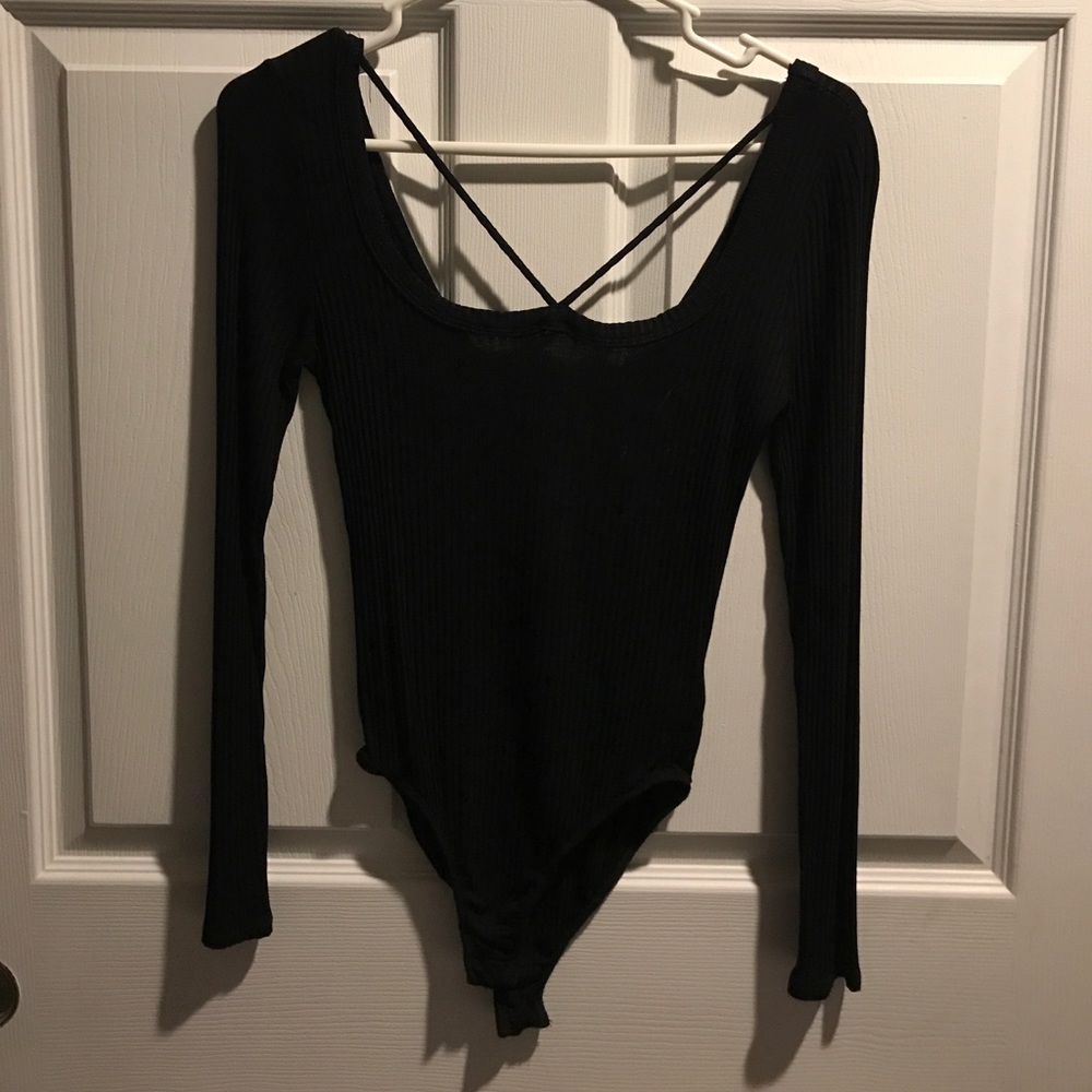 Strappy black onzie Pacsun