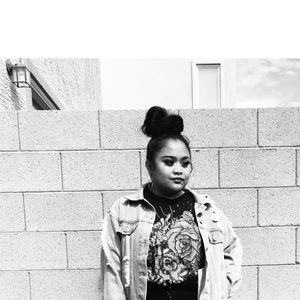 Meet your Posher, Sheena