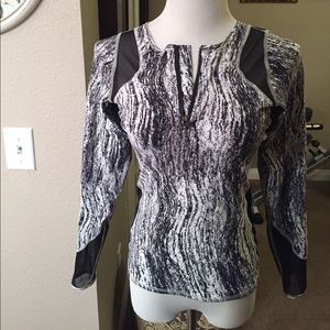 Lululemon zip top with mesh detail