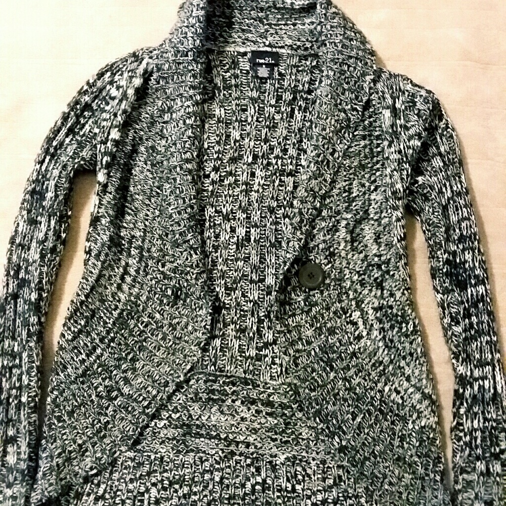 Adorable sweater small!