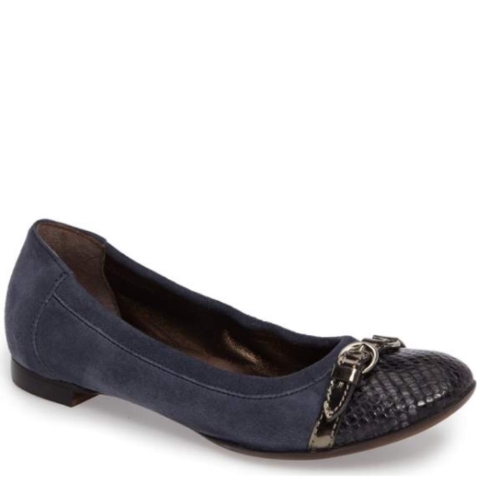 AGL Cap Toe Ballet Flat