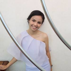 Meet your Posher, Apichaya benz