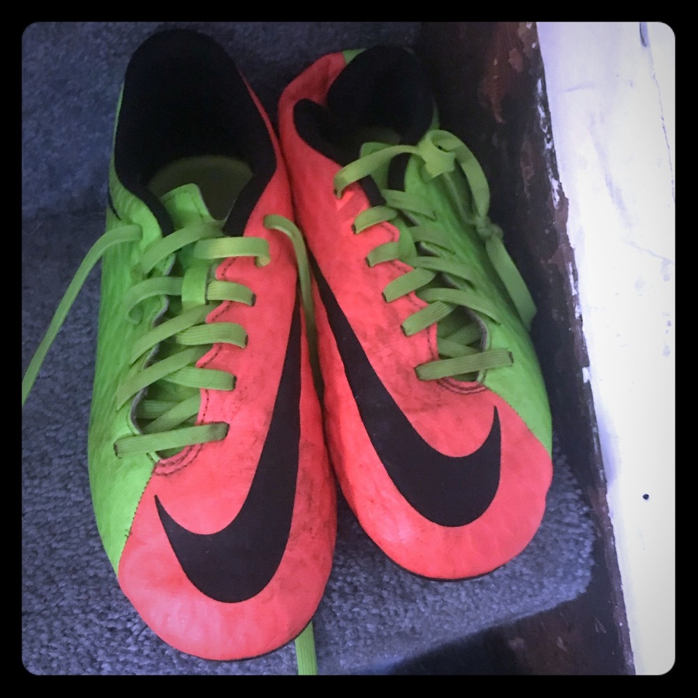 Boys Nike soccer cleats