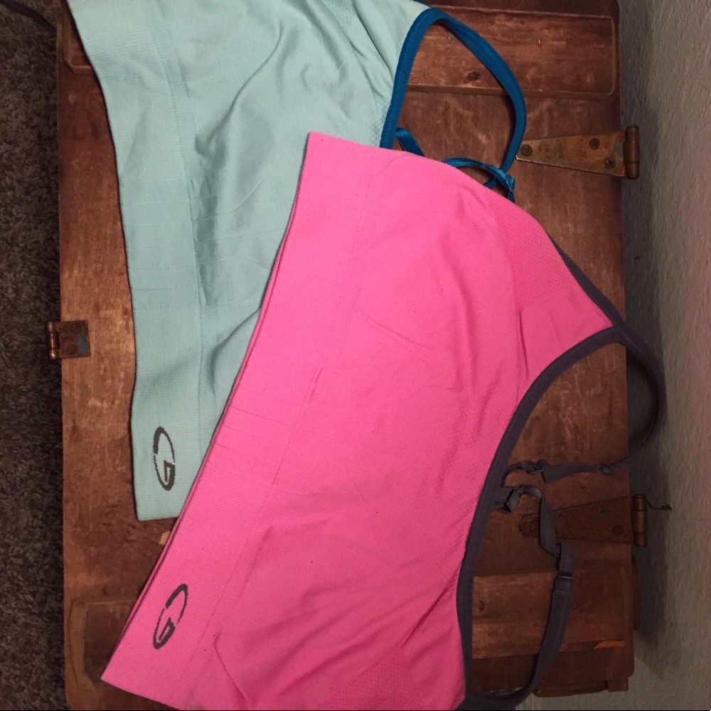 Sports bra