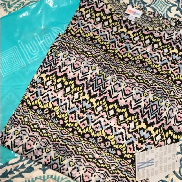 Lularoe Irma - Picture 1 of 1