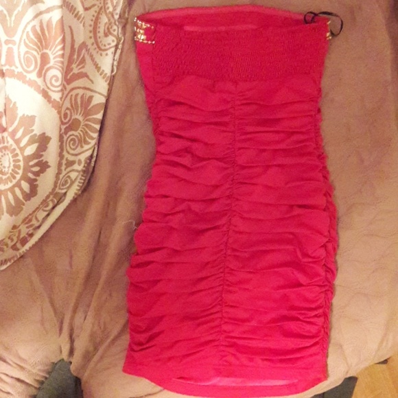Dress - Picture 2 of 2