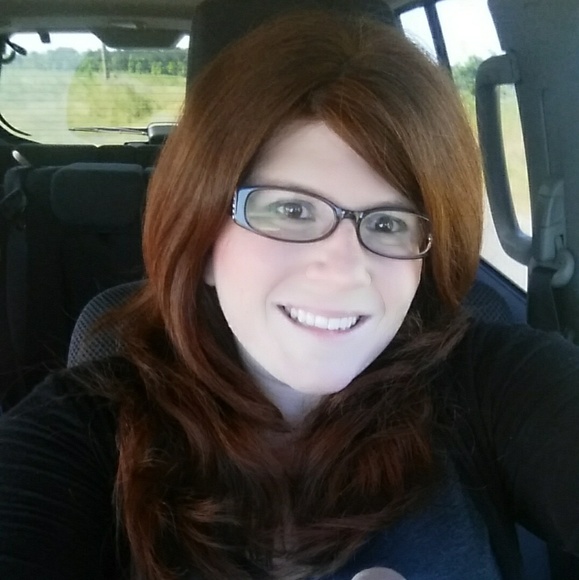 Meet your Posher, Jennifer - Picture 4 of 8