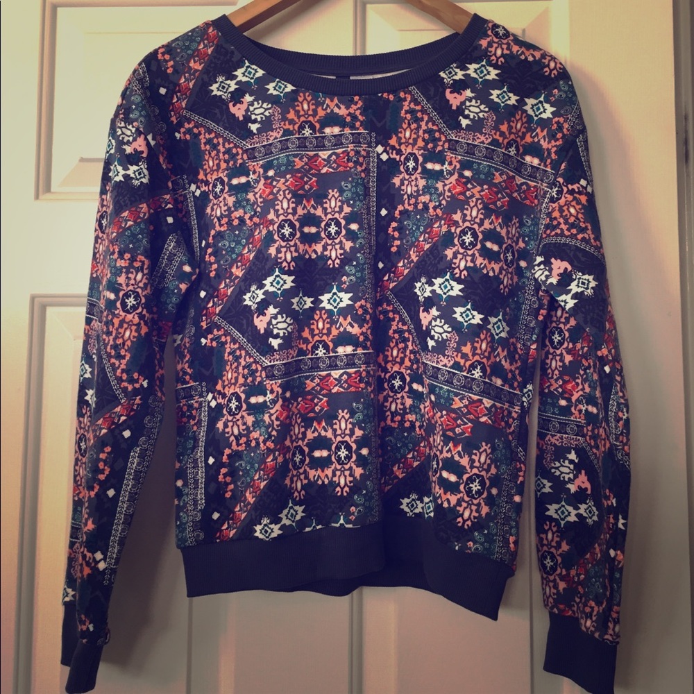H&M Divided Multicolor Sweatshirt Size XS