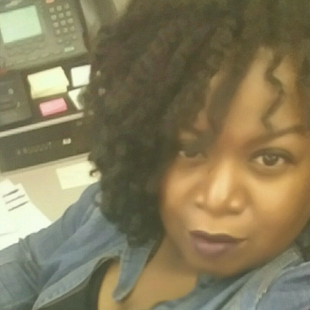 Meet your Posher, Angela