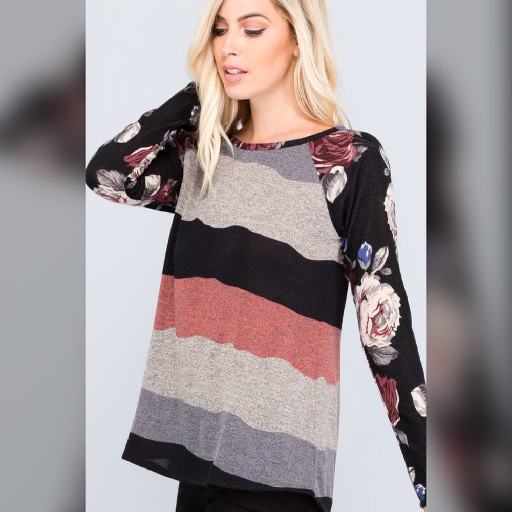 LAST 1!😍 Gorgeous - soft blush/Lilac contrast Top - Picture 4 of 5