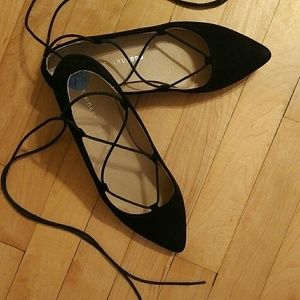 Chinese Laundry Black Lace Up Flats