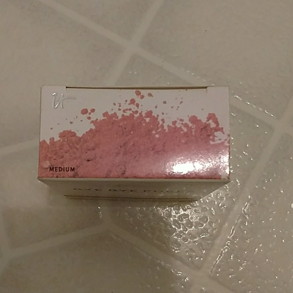 NIB It Cosmetics Bye Bye Pores Loose Powder - Picture 3 of 4