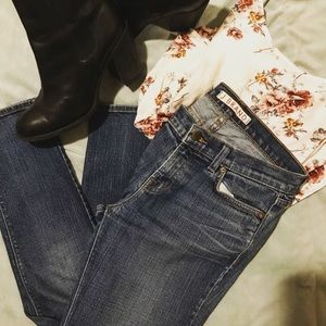 💥SALE💥 J Brand Skinny Jeans Size 27