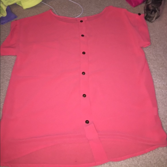 Silky coral shirt - Picture 4 of 5