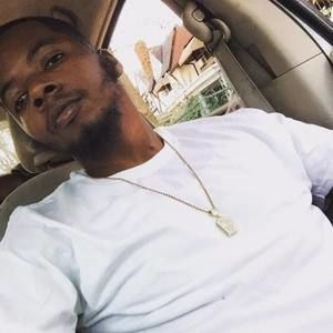 Meet your Posher, Derrick