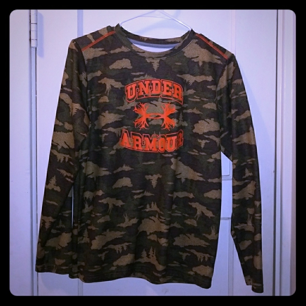 Boys Under Armour shirt