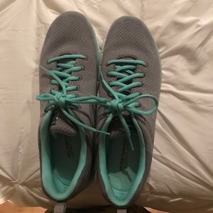 Women’s skecher memory foam