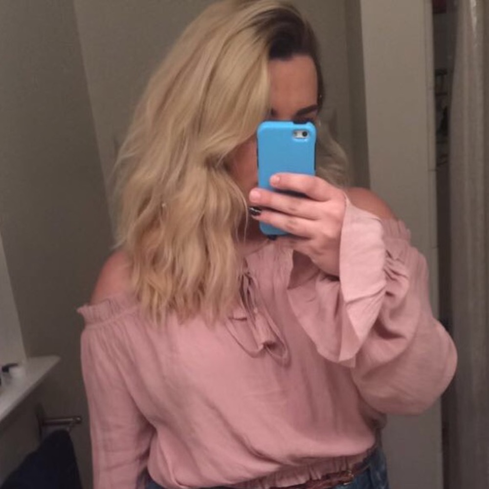 Meet your Posher, Abbi